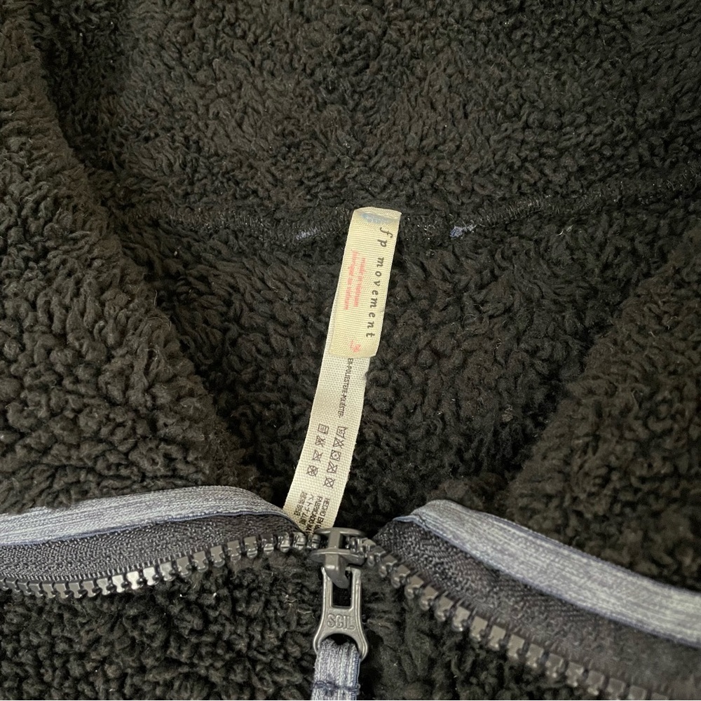Free‎ People Dazed Hi Neck Zip Sherpa Jacket Black Large - Picture 12 of 16